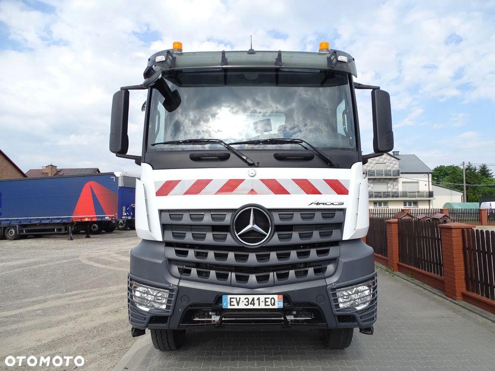 Mercedes-Benz Arocs 3245 8x4 Hydroburta - 2