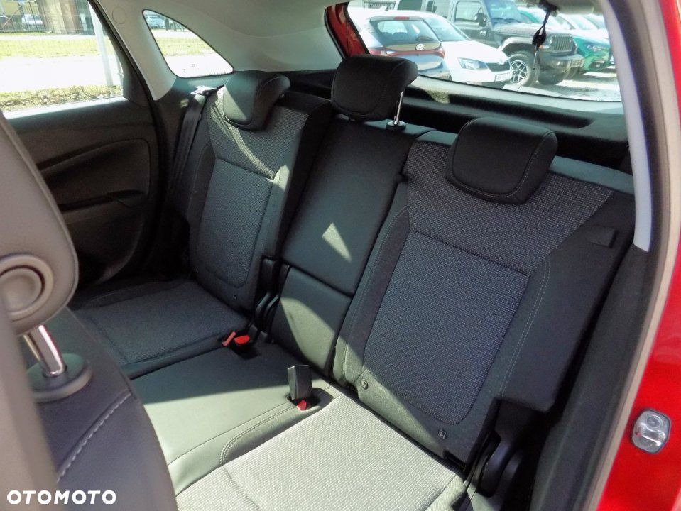 Opel Crossland - 12