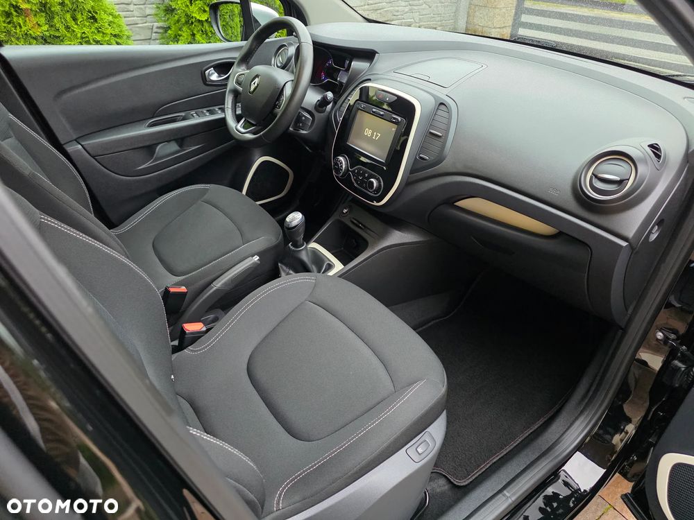 Renault Captur - 24