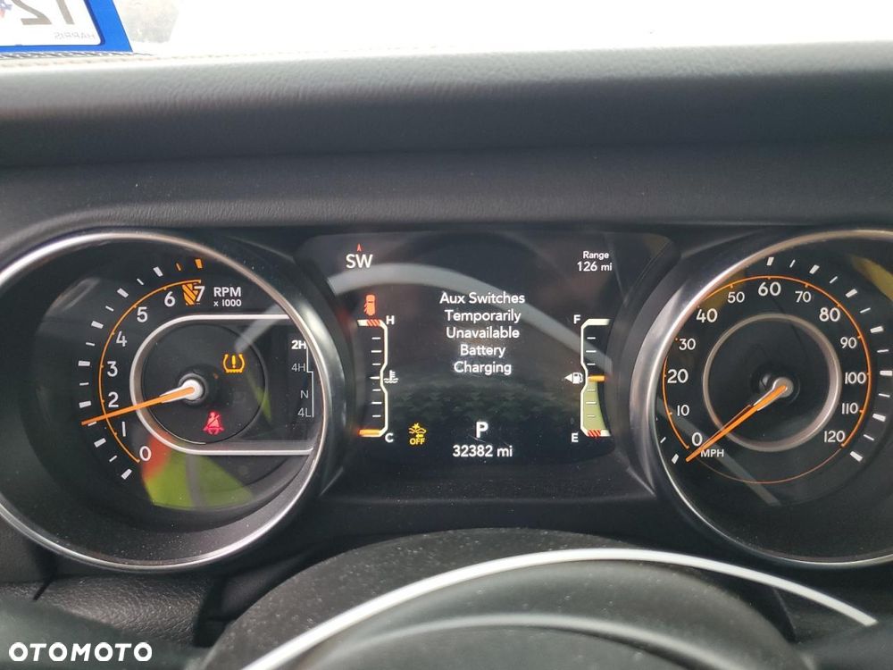 Jeep Wrangler Unlimited 3.6 Automatik Sahara - 9