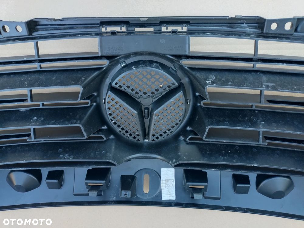 MERCEDES CITAN W420  21- GRILL ATRAPA ORYGINAŁ ! STAN BDB ! - 6