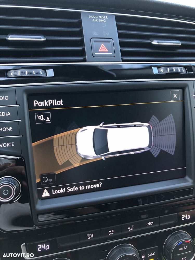 Volkswagen Golf 1.6 TDI DPF Highline - 5