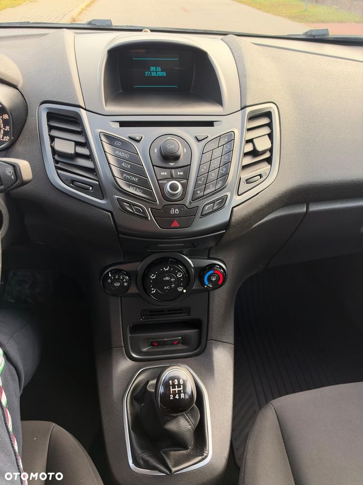 Ford Fiesta 1.6 TDCi SYNC Edition - 10