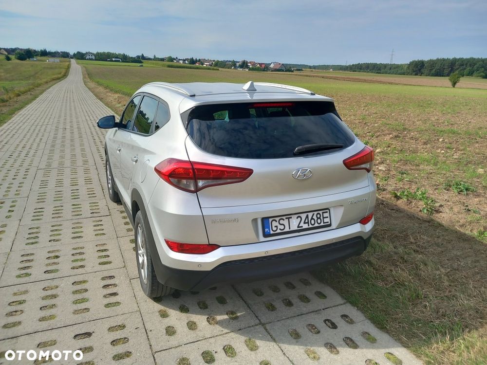 Hyundai Tucson 1.7 CRDI BlueDrive Style 2WD - 3