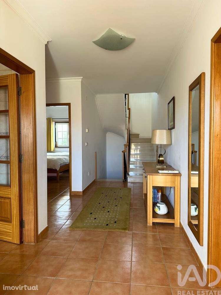 Moradia geminada T4 em Foz do Arelho de 318,4 m2 - Grande imagem: 5/38