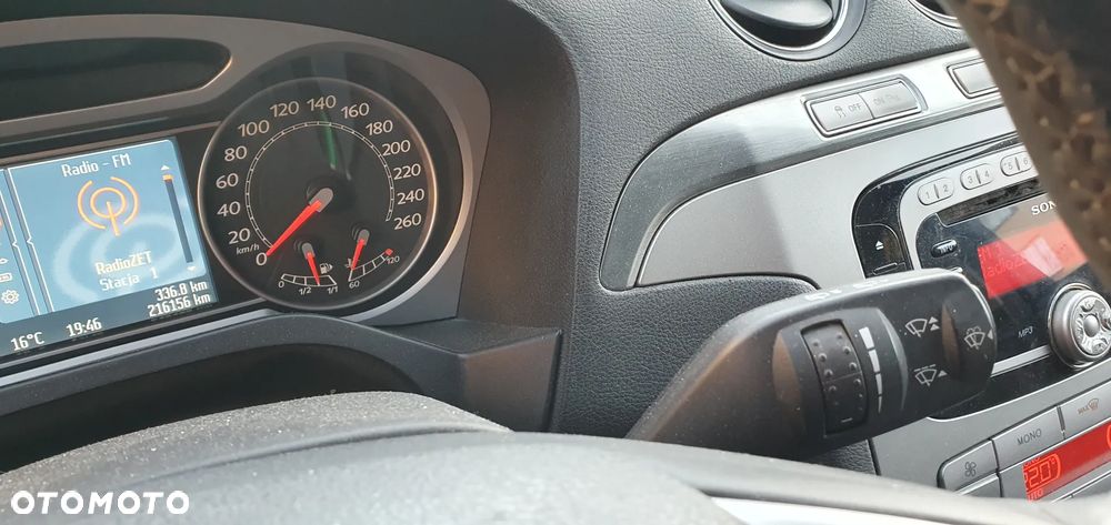 Ford S-Max 2.0 TDCi DPF Titanium - 15