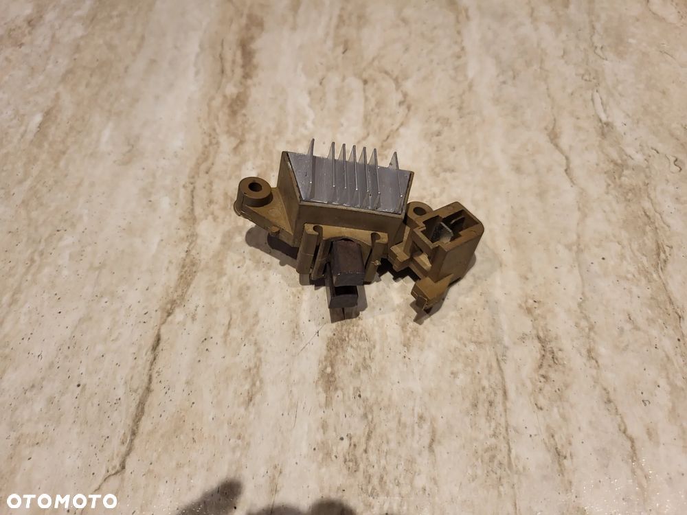 REGULATOR NAPIĘCIA DAEWOO TICO  10138 ZE SZCZOTKAMI DO ALTERNATORA DAEWOO TICO 1996-2001 - 5