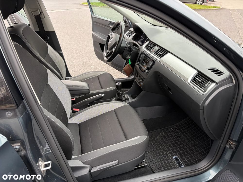 Skoda RAPID 1.6 TDI DPF Clever - 10