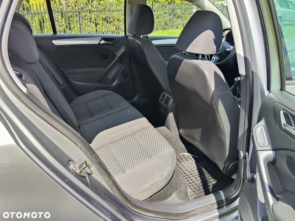 Volkswagen Golf 1.6 TDI BlueMot Comfortline - 10