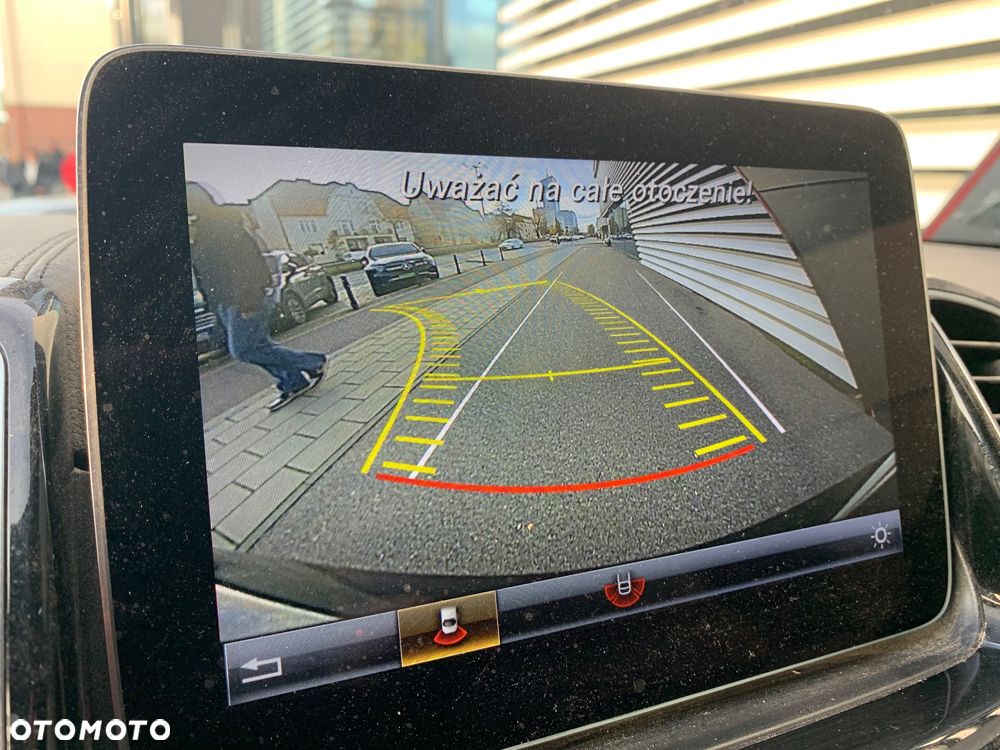 Mercedes-Benz GLE - 9