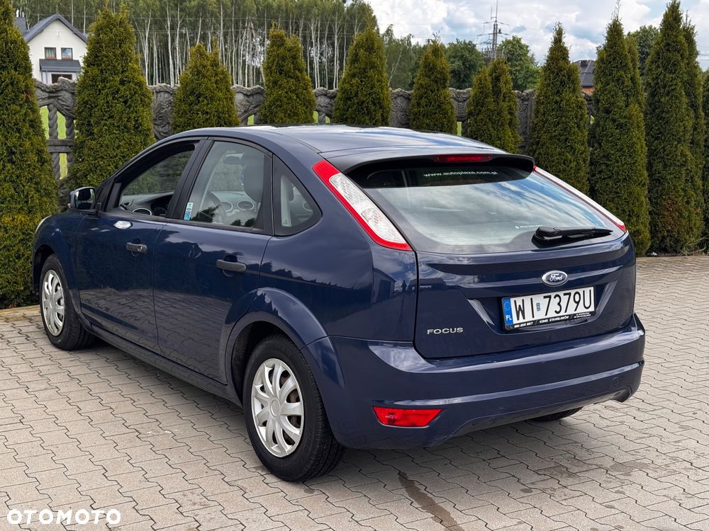 Ford Focus 1.4 Trend - 9
