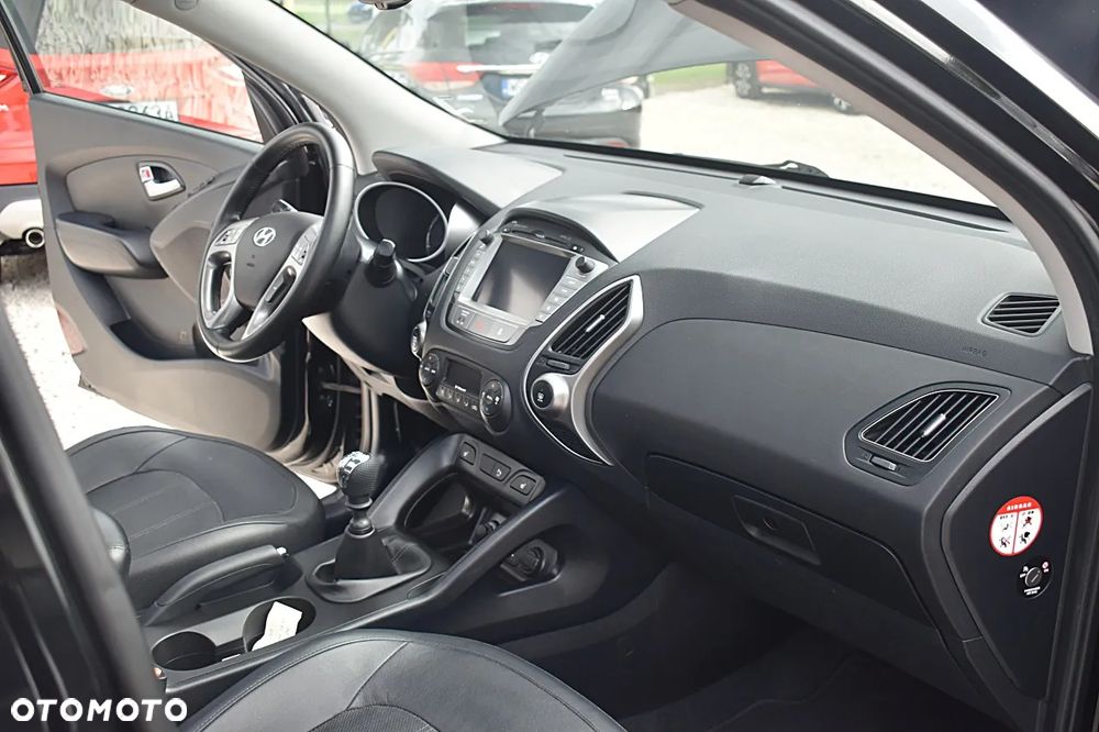 Hyundai ix35 1.7 CRDi Premium 2WD - 23