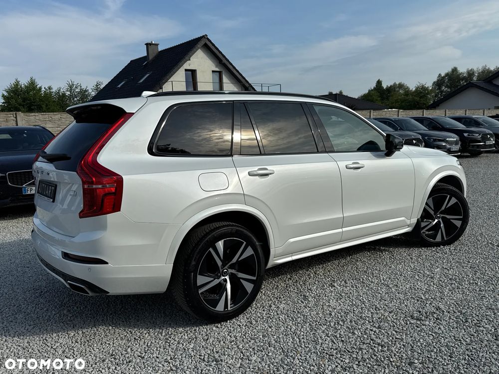 Volvo XC 90 T8 AWD Plug-In Hybrid R-Design 7os - 16