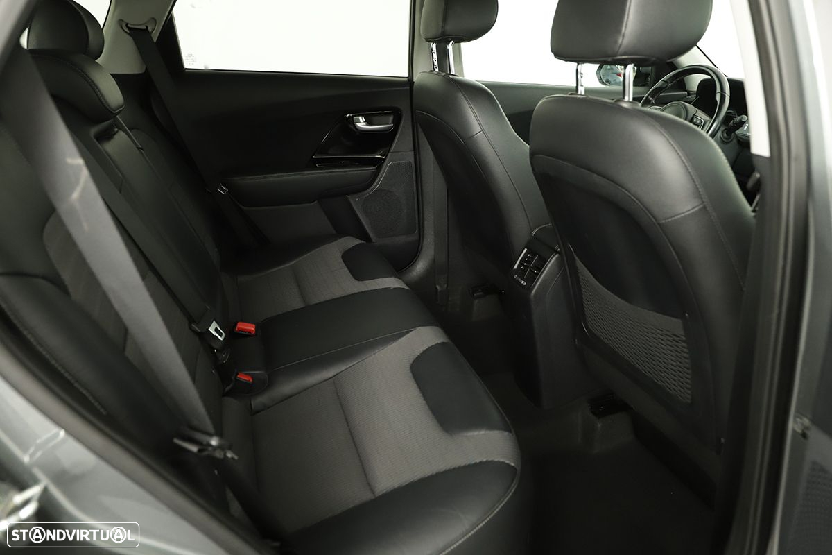 Kia Niro 1.6 GDi HEV - 21