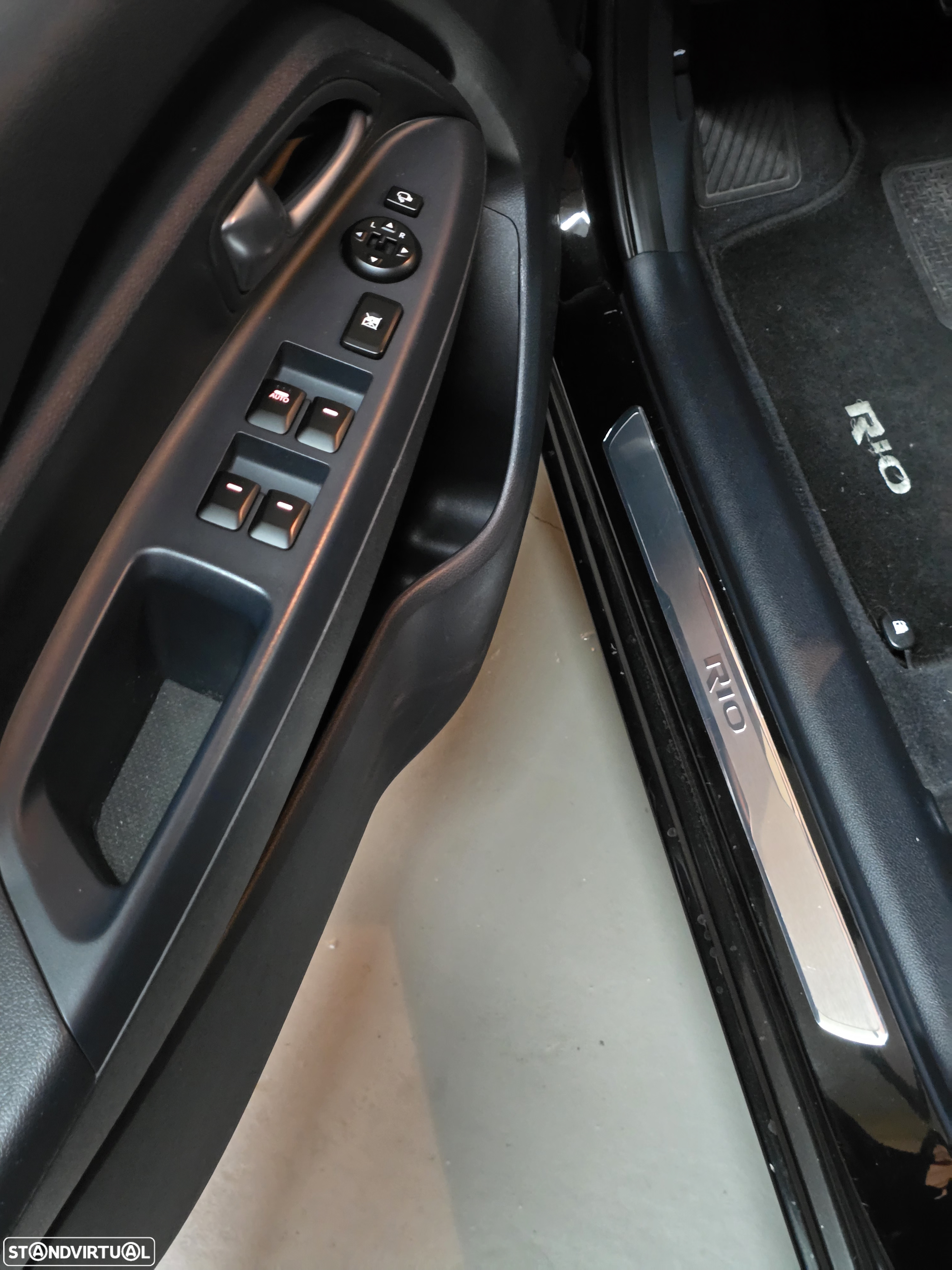 Kia Rio 1.4 CRDi TX Sport - 14
