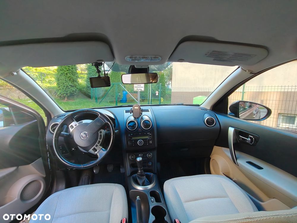 Nissan Qashqai 2010 photo 5