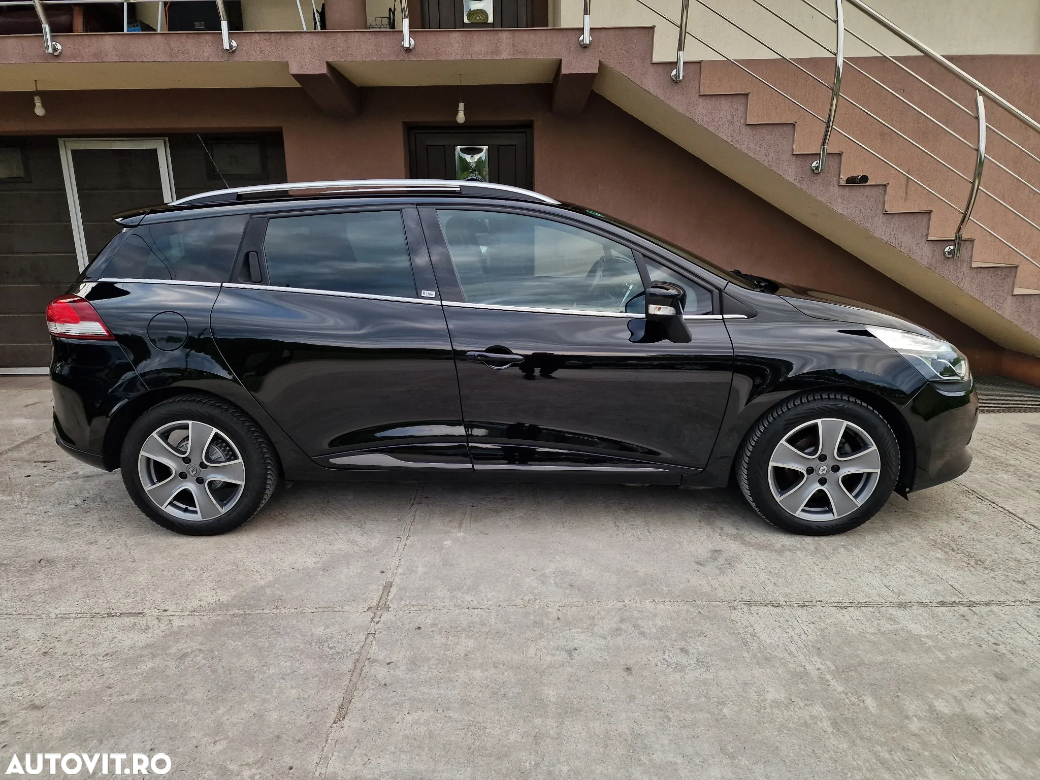 Renault Clio - 31