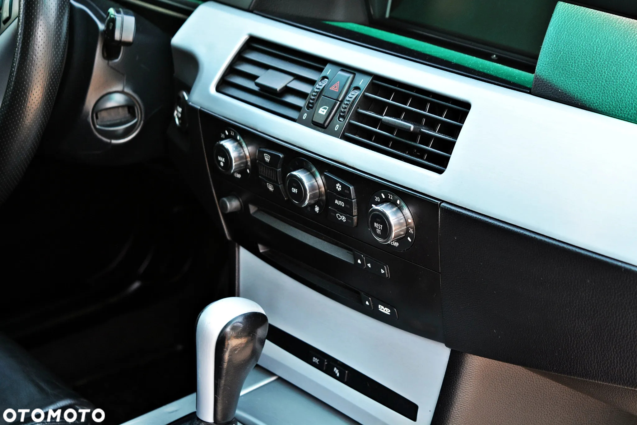 BMW Seria 5 530i Touring - 23