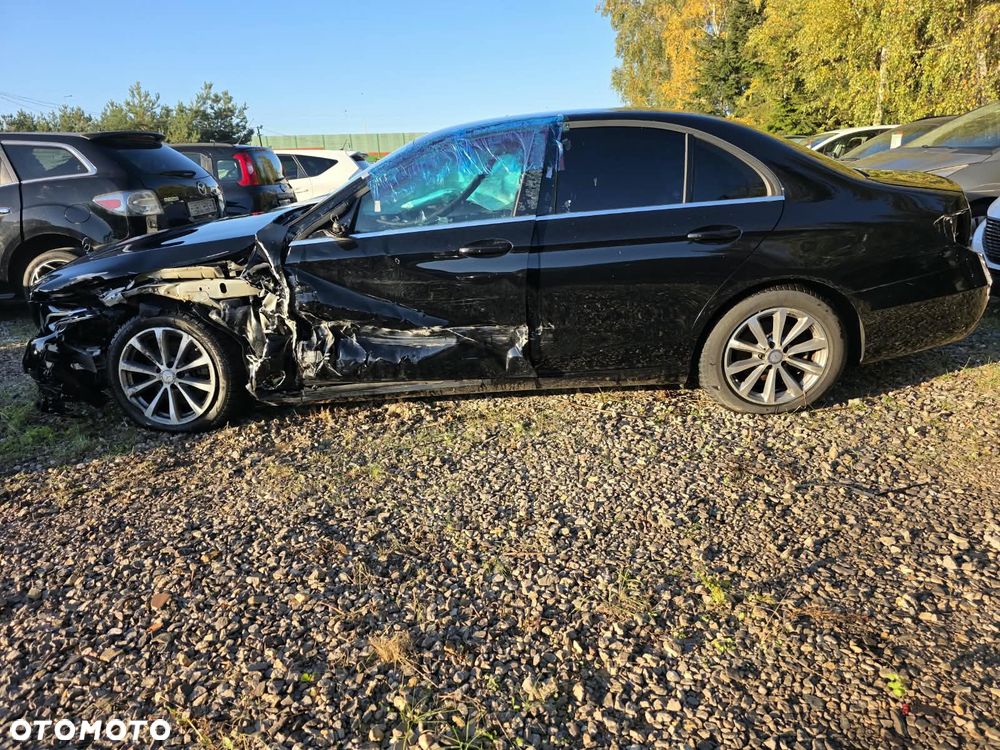 Mercedes-Benz Klasa E 220 d 9G-TRONIC Avantgarde - 8