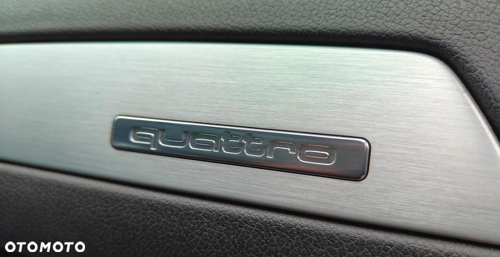 Audi A4 Avant 3.0 TDI DPF quattro S line Sportpaket (plus) - 30