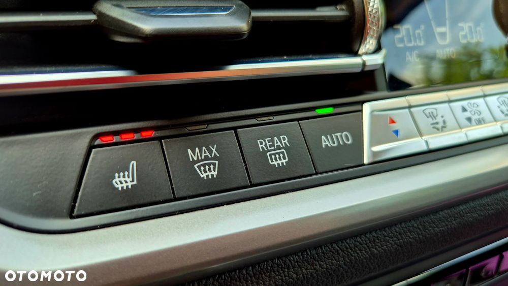 BMW Seria 3 320d Edition Luxury Line Purity - 21