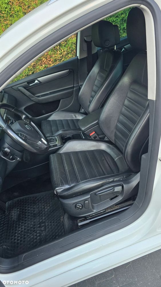 Volkswagen Passat 2.0 TDI 4Motion DSG BlueMotion Tech R-Line - 6