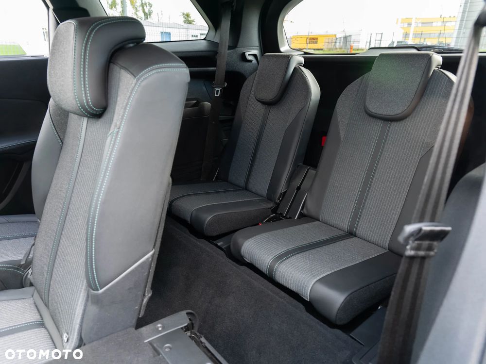Peugeot 5008 2.0 BlueHDi Allure Pack S&S EAT8 - 20