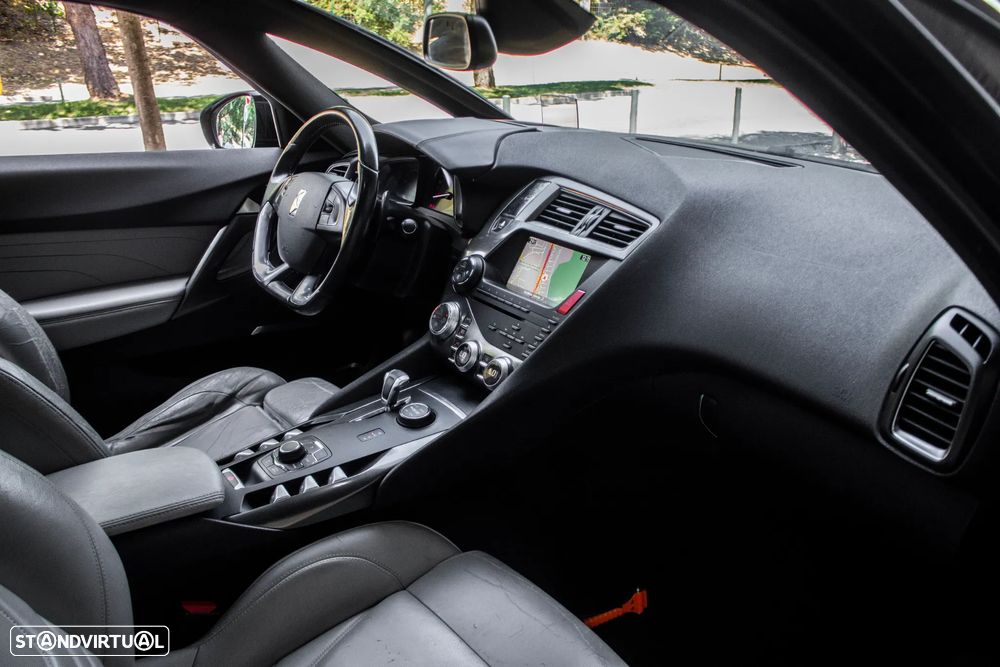 Citroën DS5 2.0 HDi Hy4 So Chic CMP6 102g - 22