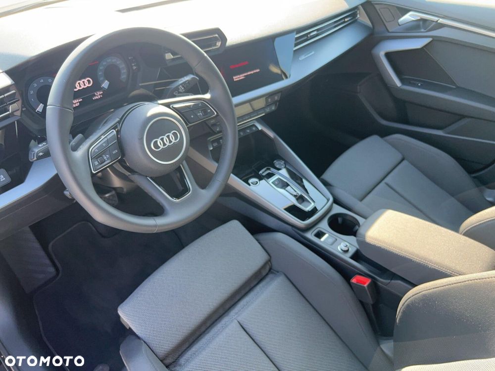 Audi A3 Sportback - 15