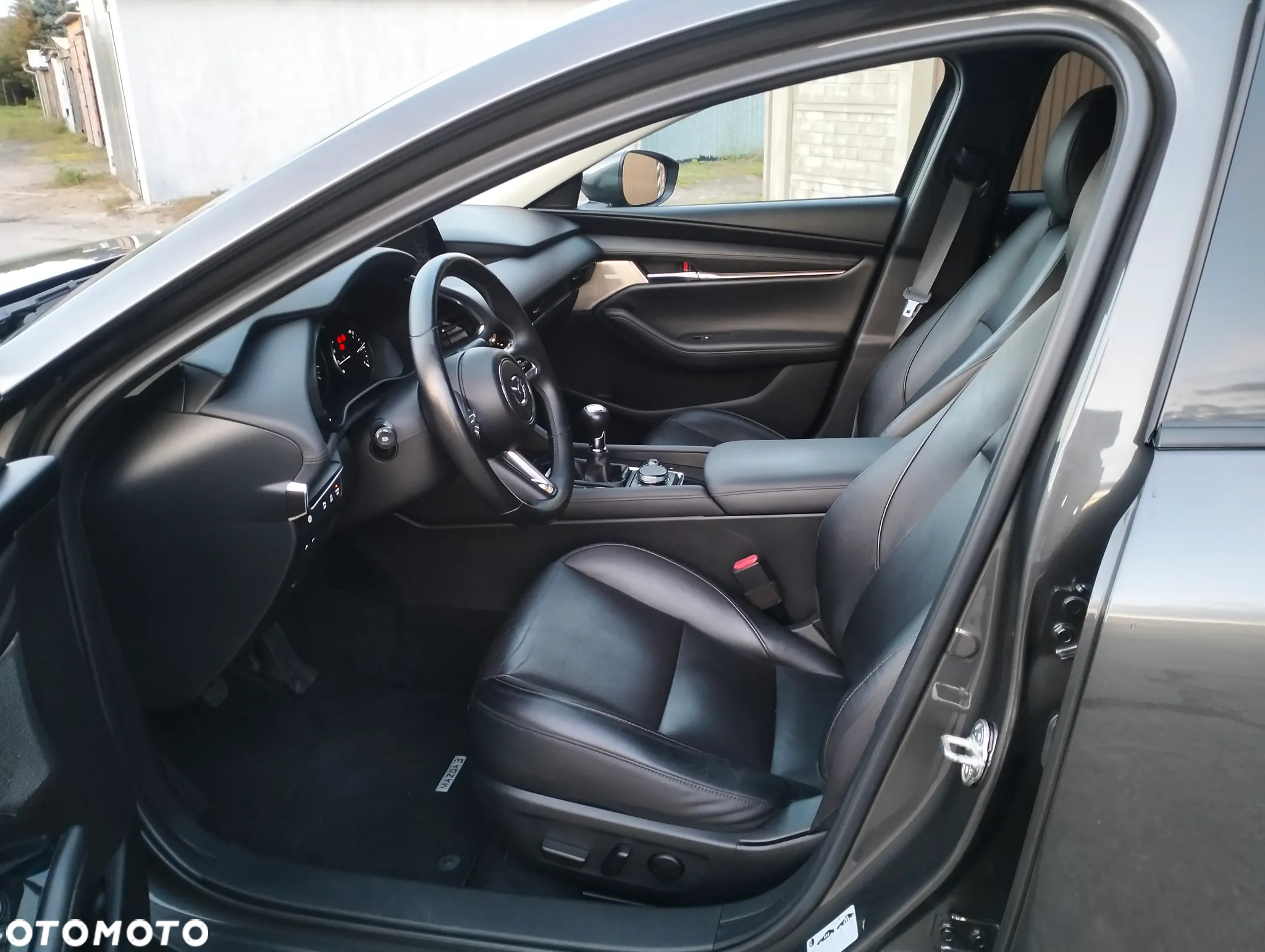 Mazda 3 - 6