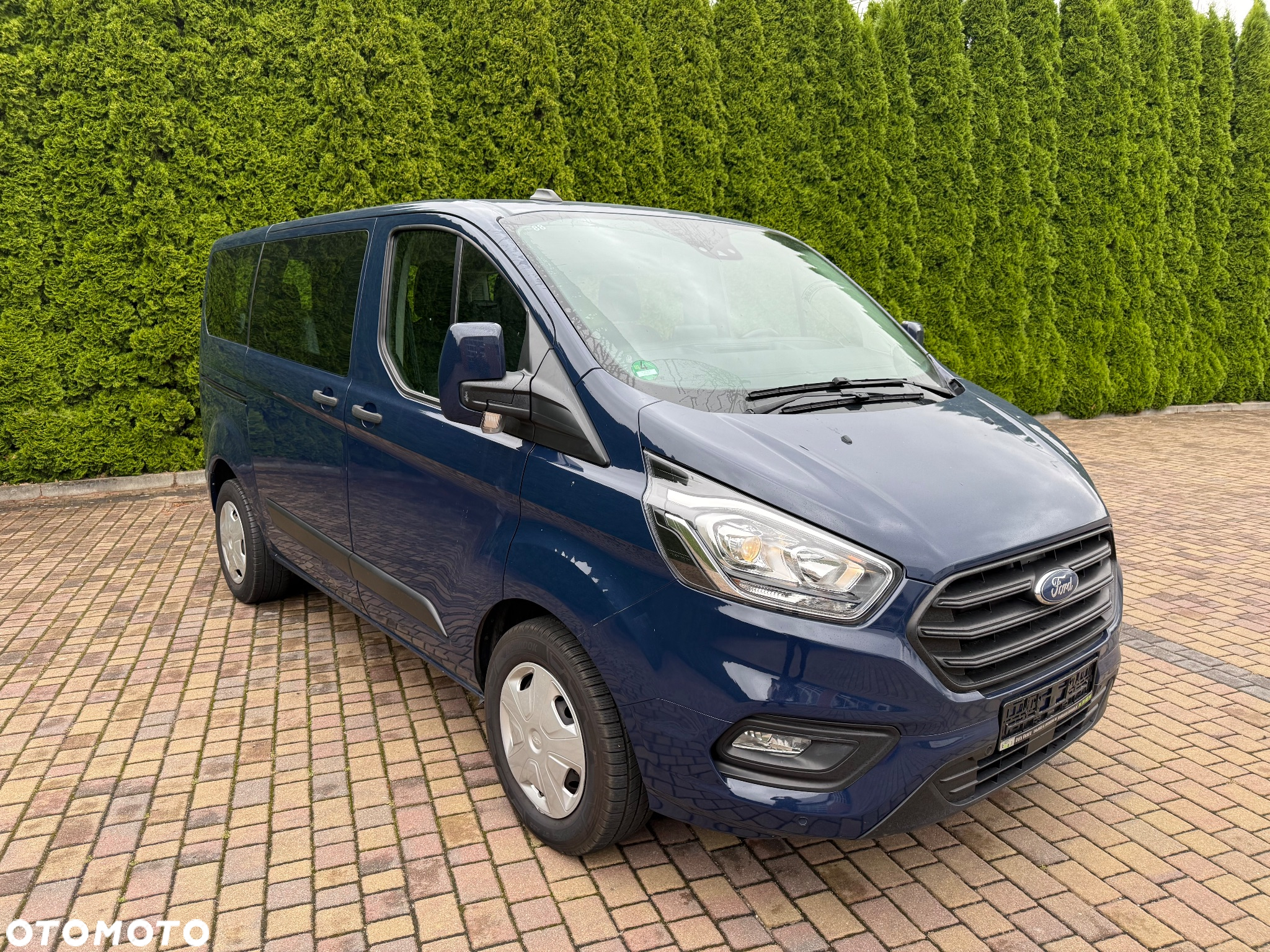 Ford Transit Custom - 11