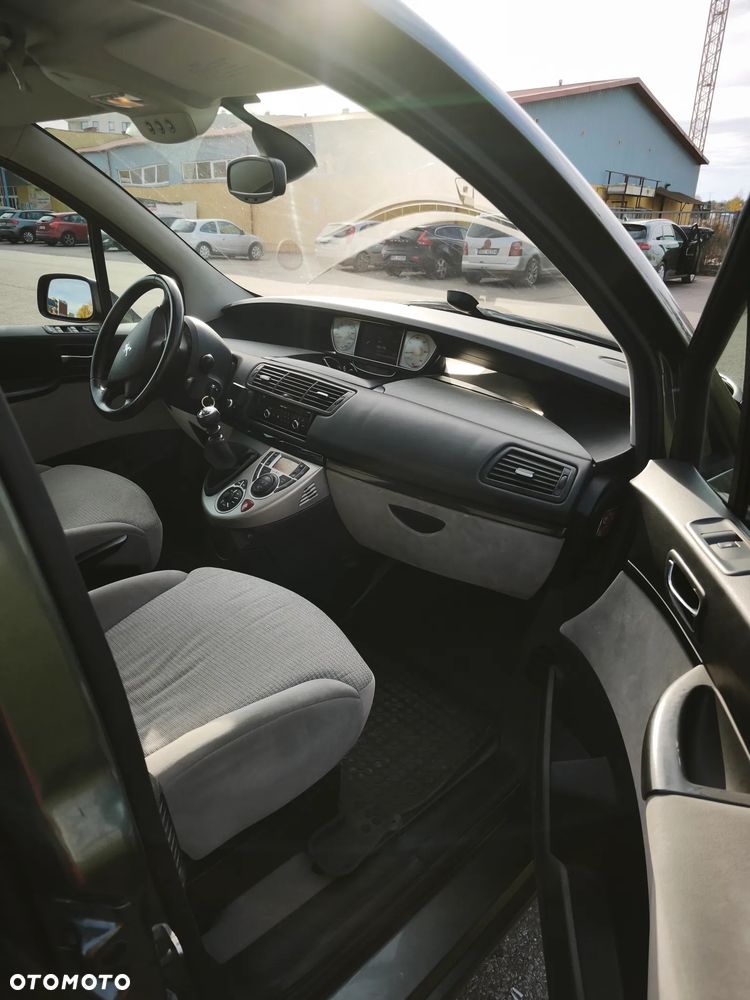Peugeot 807 - 16