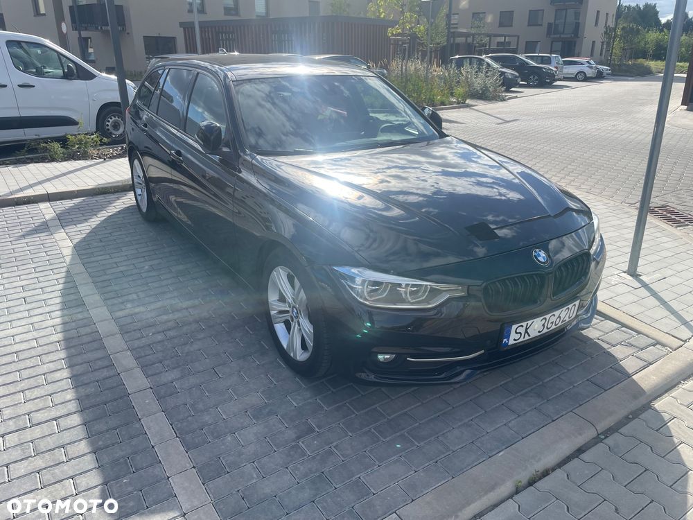 BMW Seria 3 320d Sport Line - 4