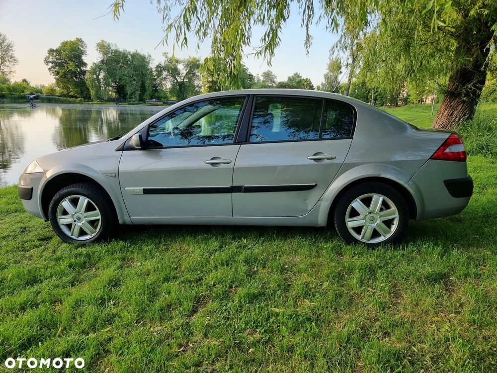 Renault Megane 1.4 Luxe Expression - 3