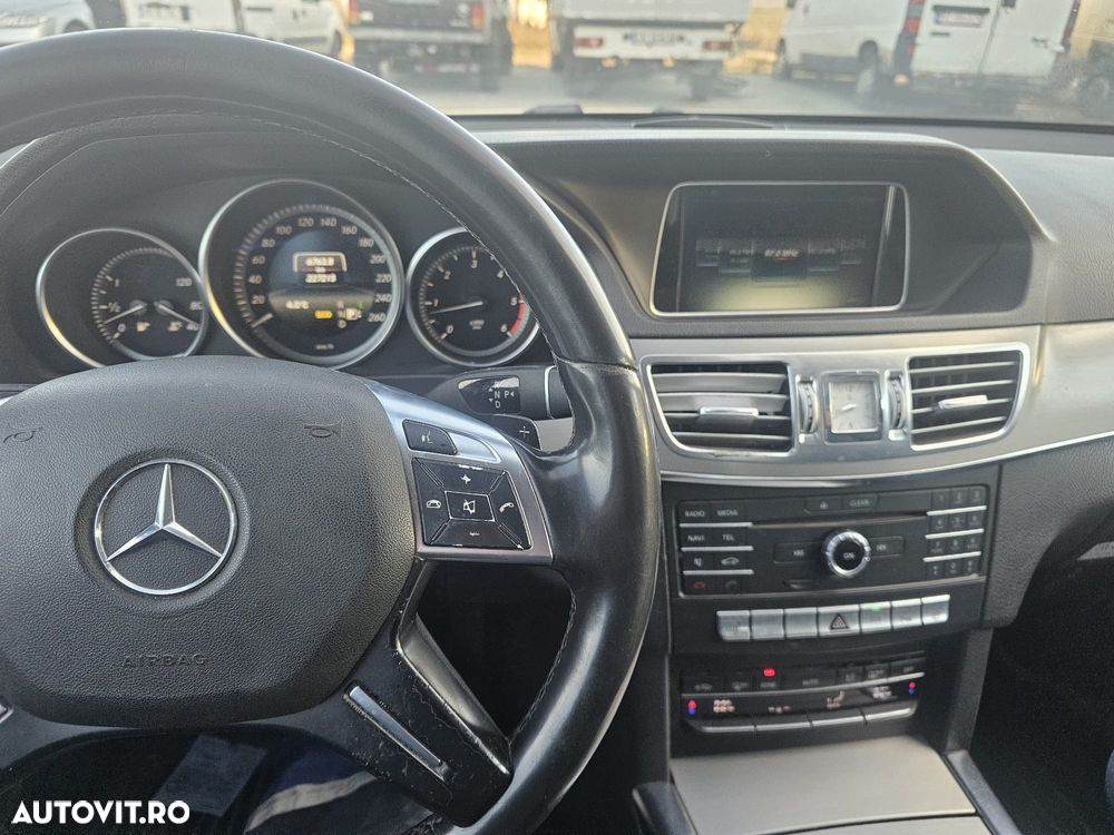 Mercedes-Benz E 200 BlueTEC 7G-TRONIC Elegance - 9