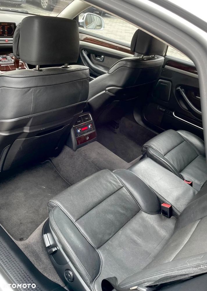 Audi A8 3.0 TDI L Quattro - 24