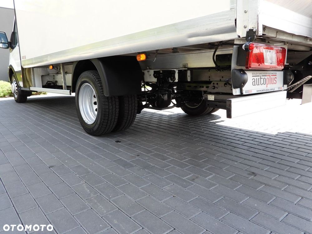 Ford TRANSIT KONTENER WINDA 8 PALET TEMPOMAT LEDY BLIŹNIACZE KOŁA KLIMATYZACJA  130KM - 15