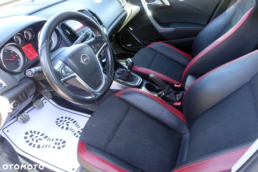 Opel Astra 2.0 BiTurbo CDTI DPF ecoFLEX SportsTourer St - 11