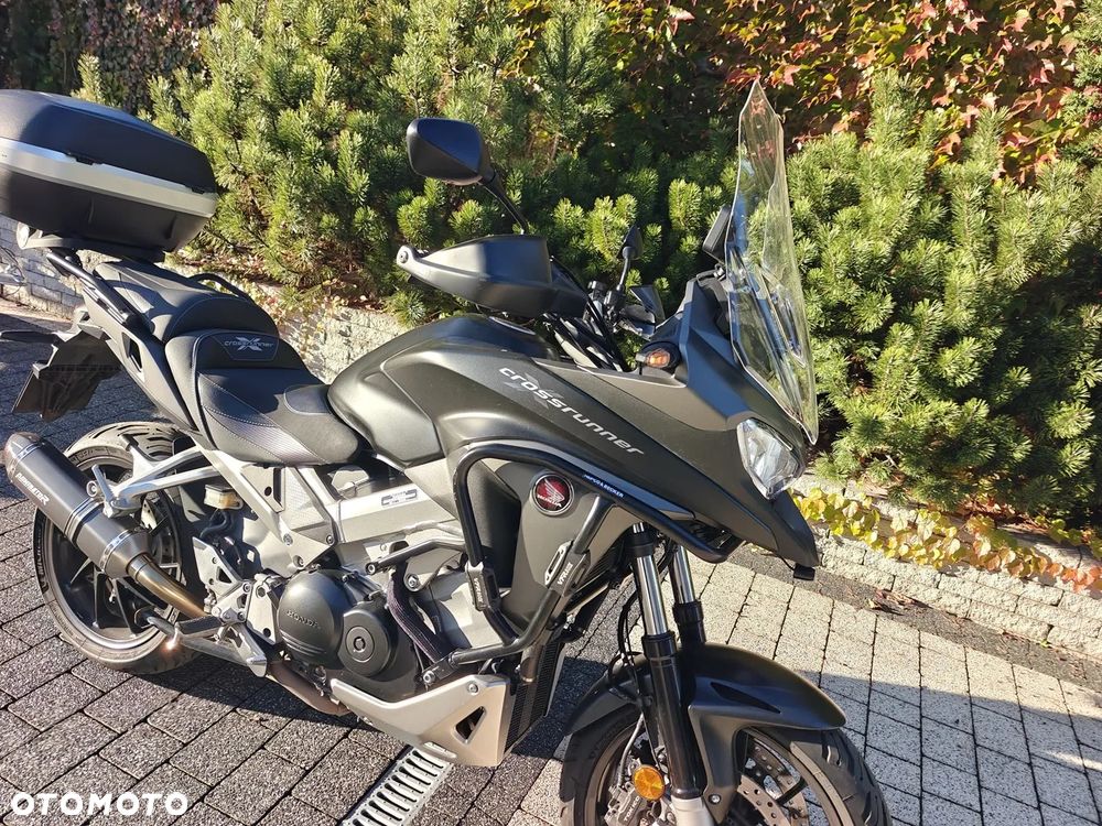 Honda VFR - 3