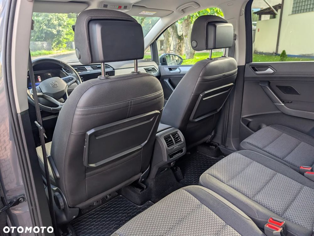 Volkswagen Touran 2.0 TDI BMT SCR Comfortline - 24