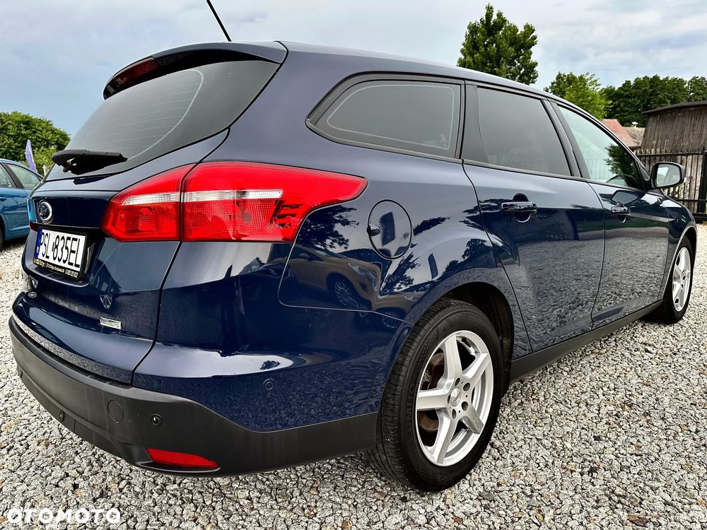 Ford Focus 1.0 EcoBoost Trend - 9