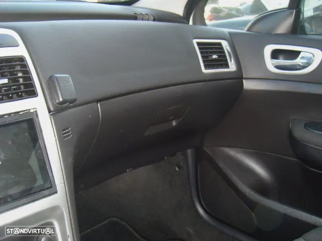 Peugeot 307 SW 1.6 HDi SE Navteq - 33