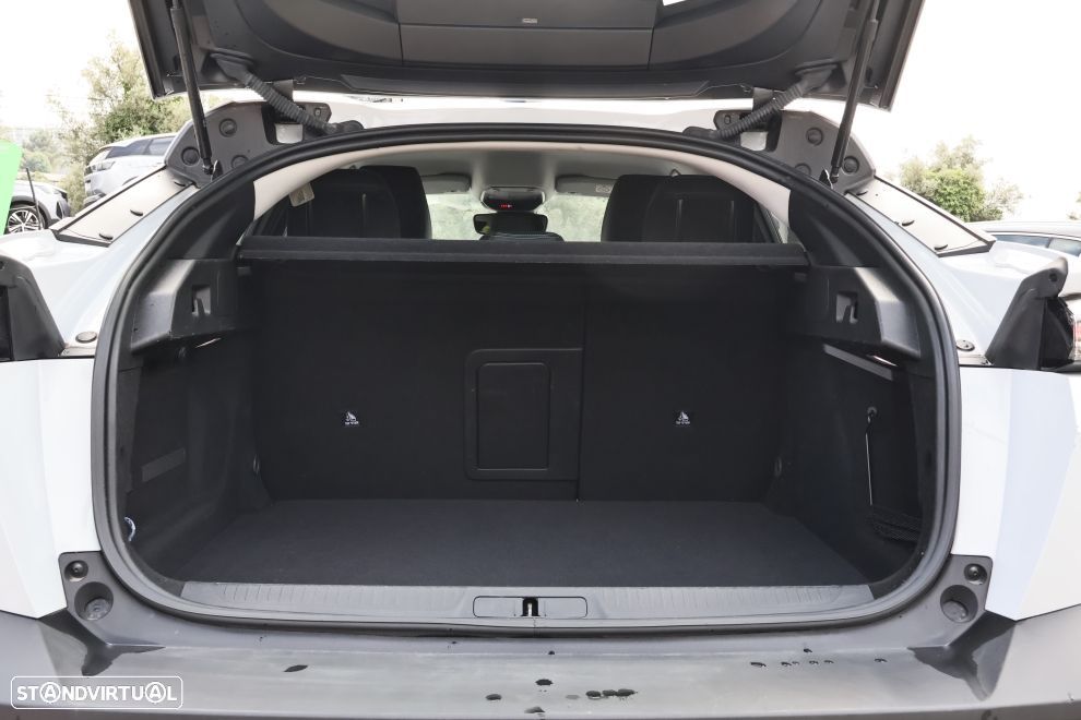 Peugeot 408 1.6 Hybrid Allure e-EAT8 - 19