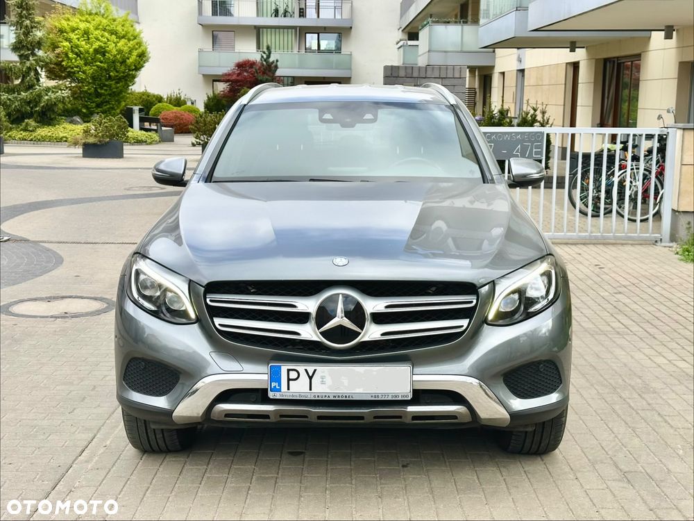 Mercedes-Benz GLC 250 4Matic 9G-TRONIC AMG Line - 1