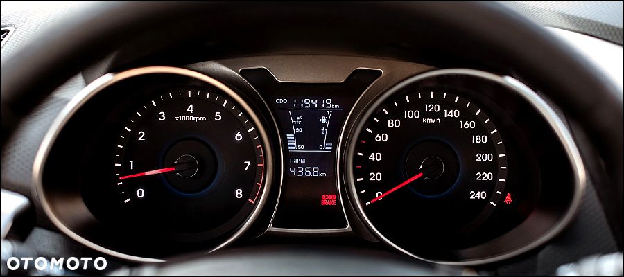 Hyundai Veloster - 19