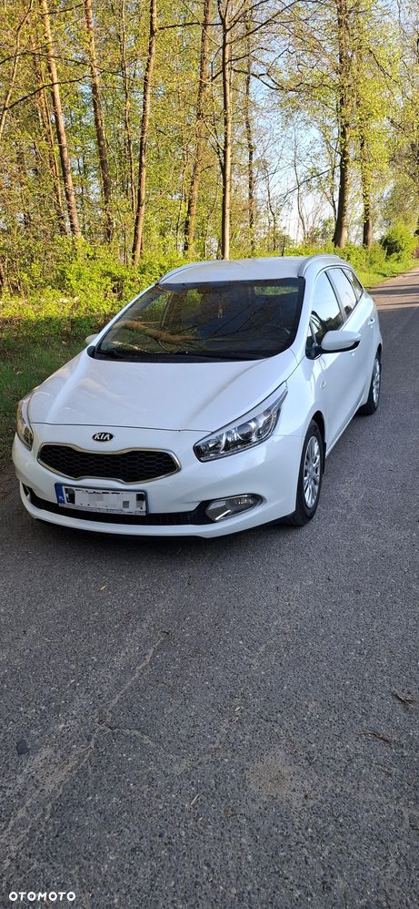 Kia Ceed Cee'd 1.6 GDI Business Line - 1