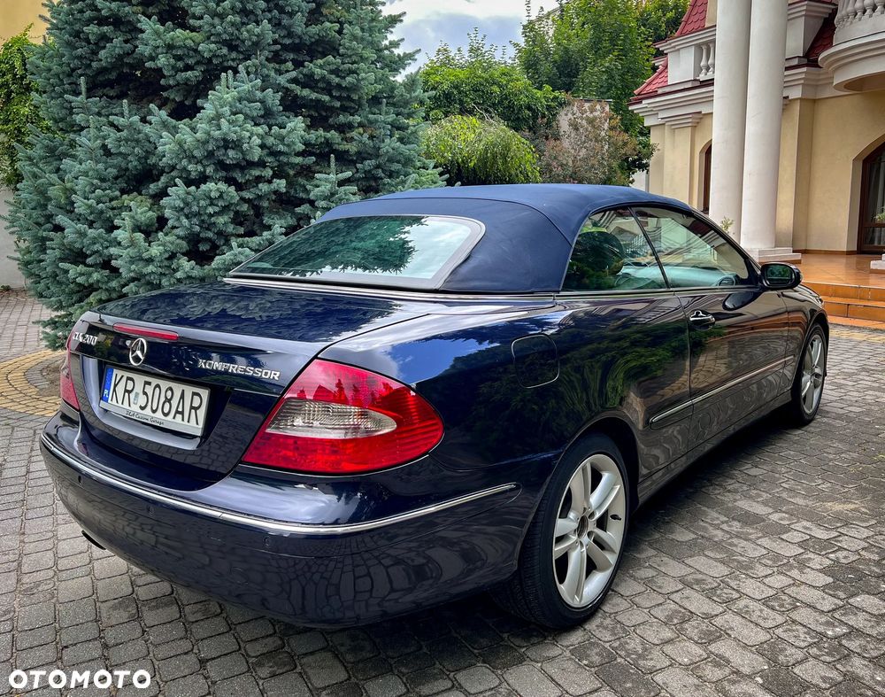 Mercedes-Benz CLK - 9