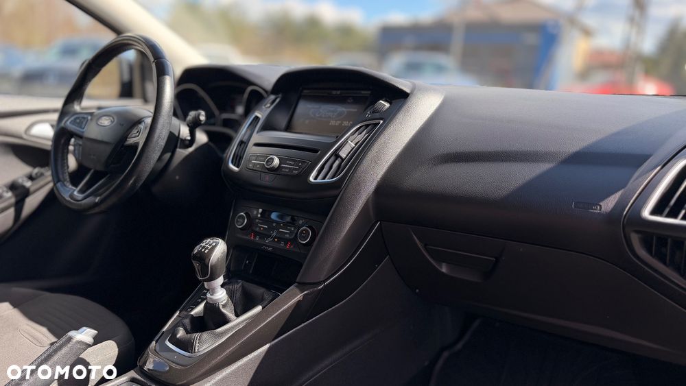 Ford Focus 1.0 EcoBoost Titanium ASS - 16