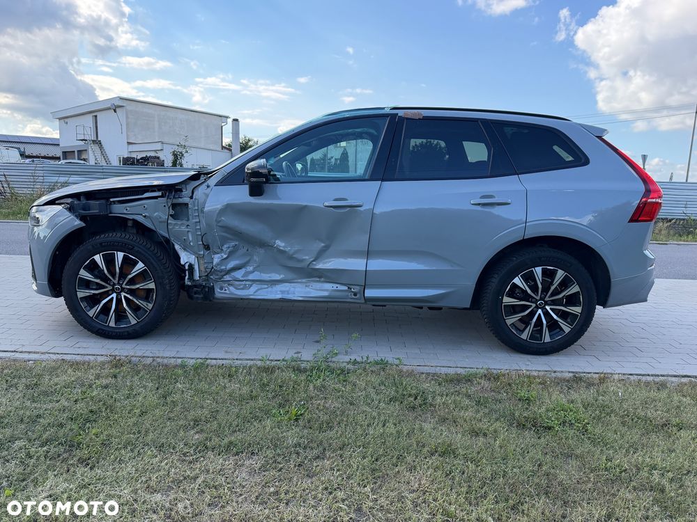 Volvo XC 60 B4 B Plus Dark - 15