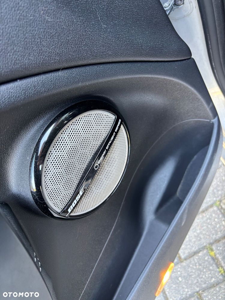 Renault Megane ENERGY TCe 130 BOSE EDITION - 14